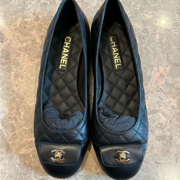 CHANEL BALLERINA FLATS! NEW! - Picture 1 of 5